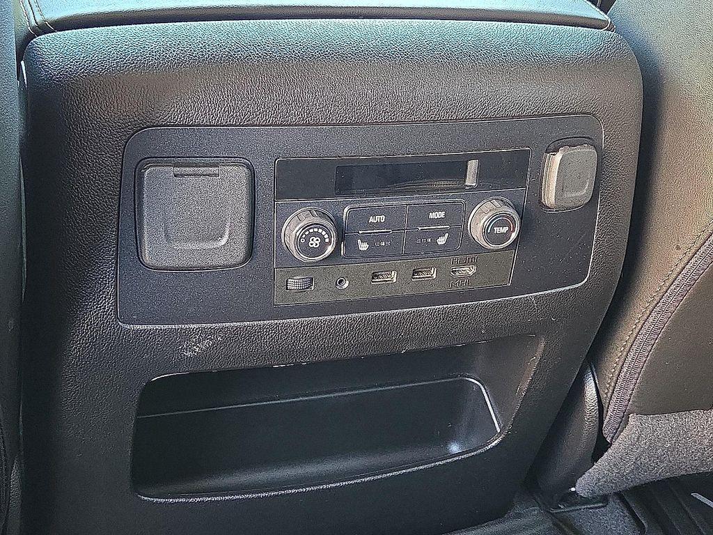 used 2020 GMC Yukon car, priced at $35,470