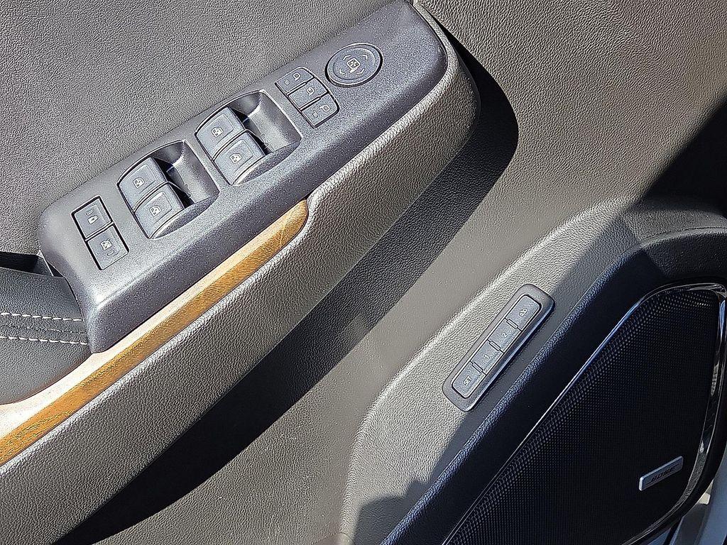 used 2020 GMC Yukon car, priced at $35,470