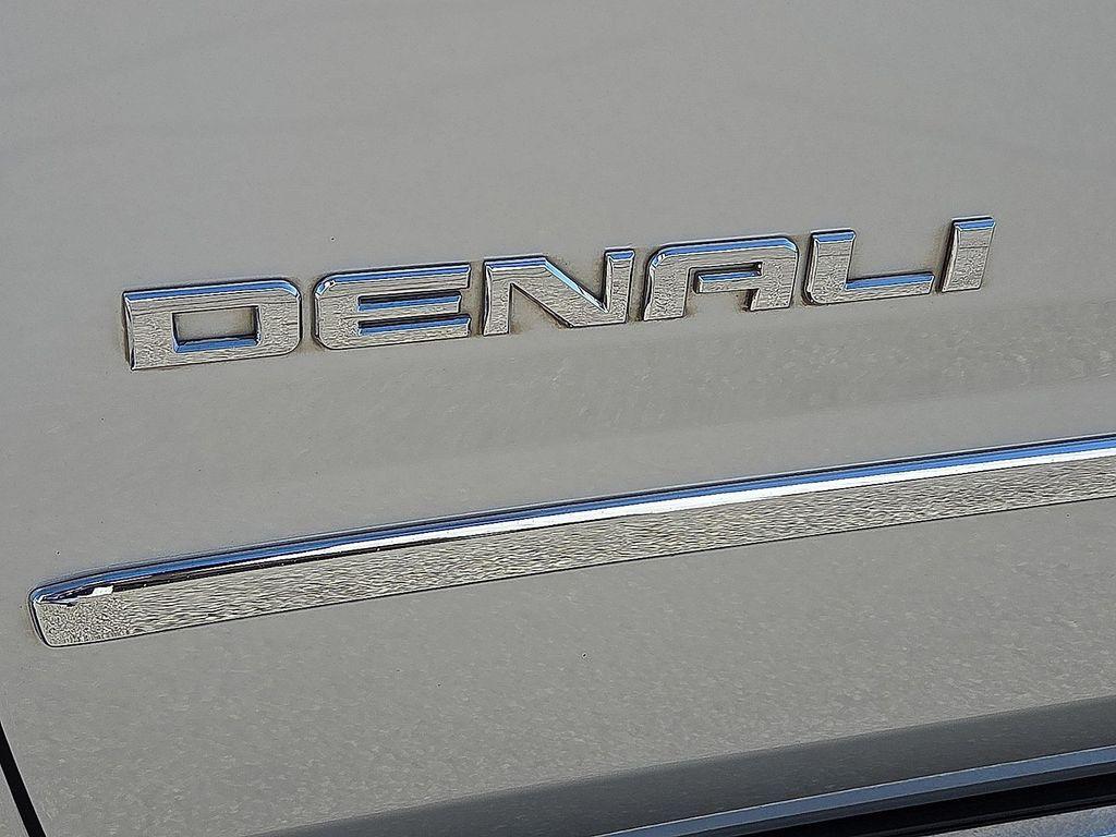 used 2020 GMC Yukon car, priced at $35,470