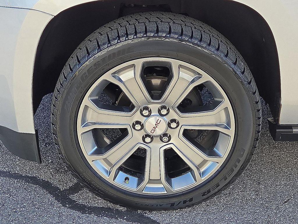 used 2020 GMC Yukon car, priced at $35,470