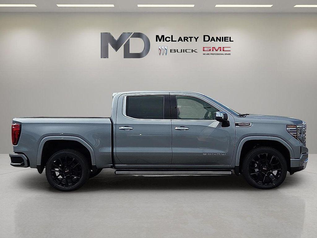 new 2025 GMC Sierra 1500 car, priced at $69,840