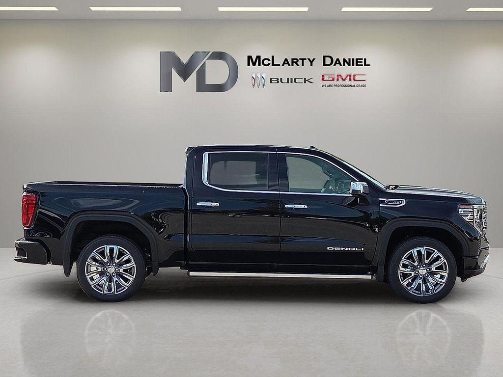 new 2026 GMC Sierra 1500 car, priced at $68,090