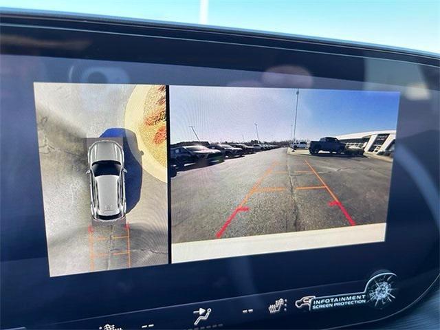 new 2025 Buick Envision car, priced at $39,970