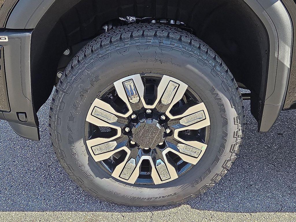 new 2026 GMC Sierra 2500 car, priced at $82,590