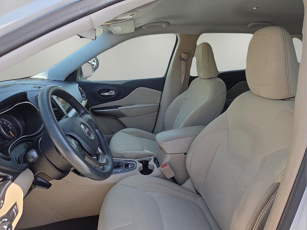 used 2019 Jeep Cherokee car, priced at $12,388