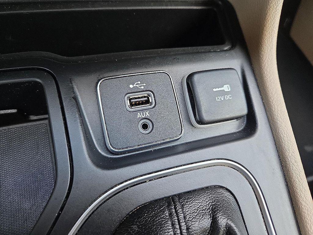 used 2019 Jeep Cherokee car, priced at $12,388
