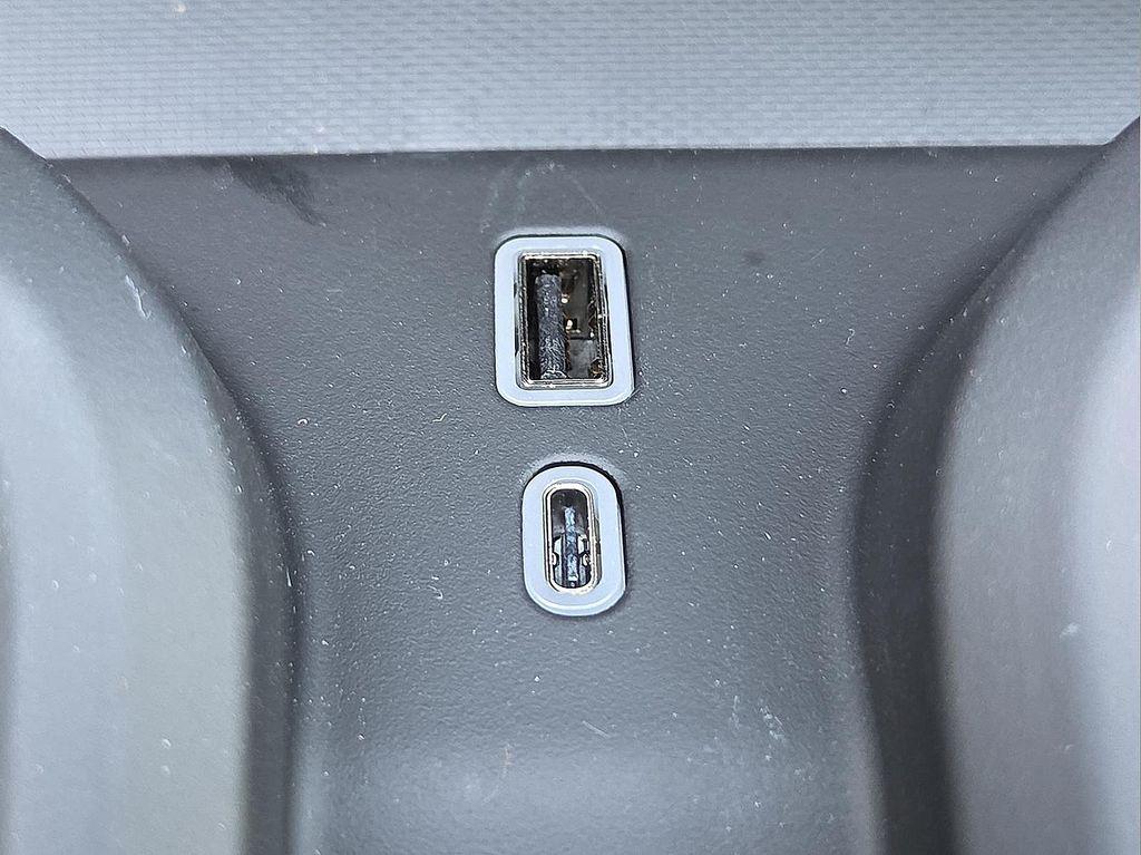 used 2025 GMC Sierra 2500 car, priced at $78,077