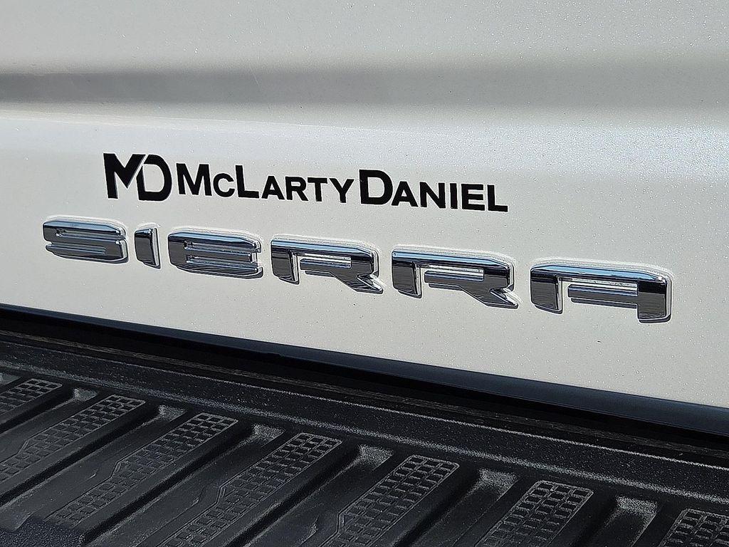 used 2025 GMC Sierra 2500 car, priced at $78,077