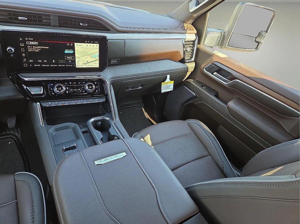 used 2025 GMC Sierra 2500 car, priced at $78,077