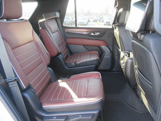 used 2024 GMC Yukon car, priced at $88,990