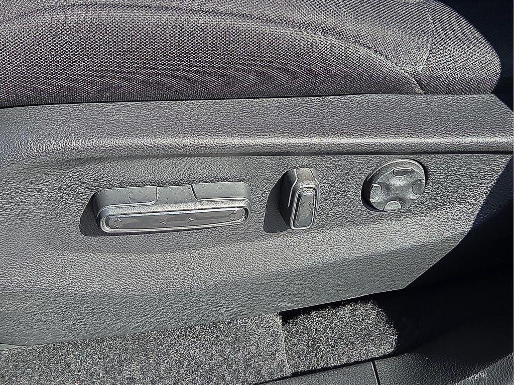 used 2021 Honda CR-V car, priced at $26,255