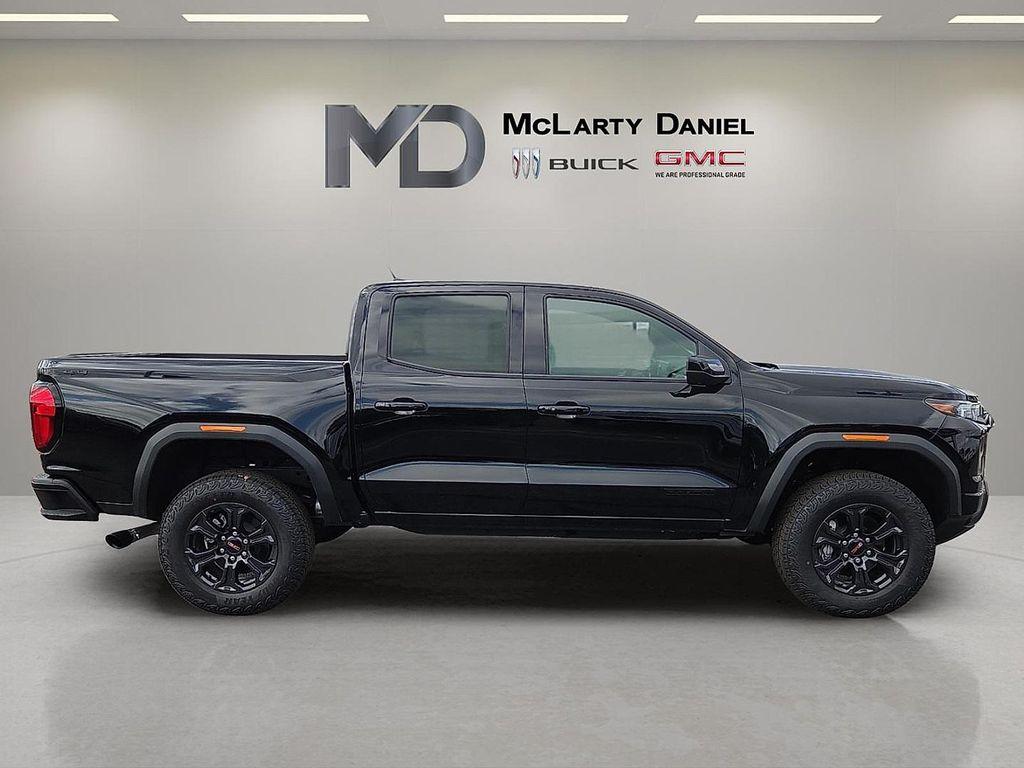 new 2025 GMC Canyon car, priced at $41,285