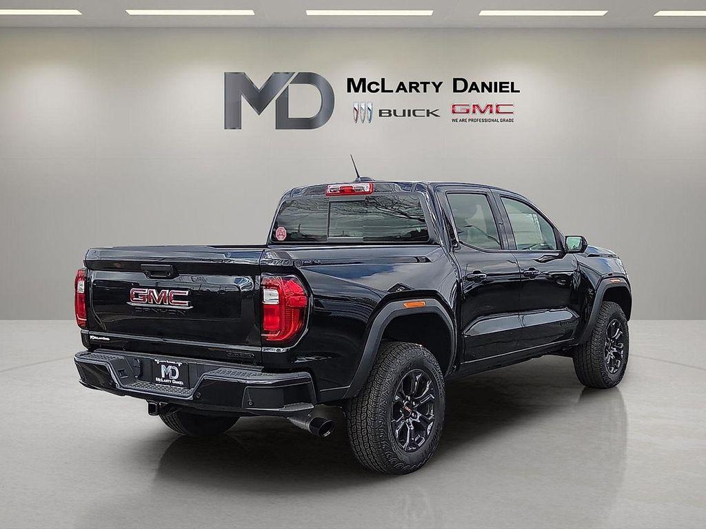 new 2025 GMC Canyon car, priced at $41,285