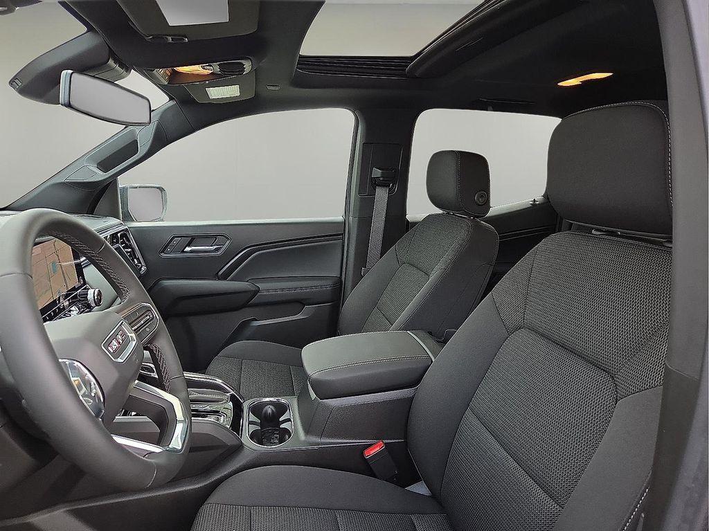 new 2025 GMC Canyon car, priced at $41,285