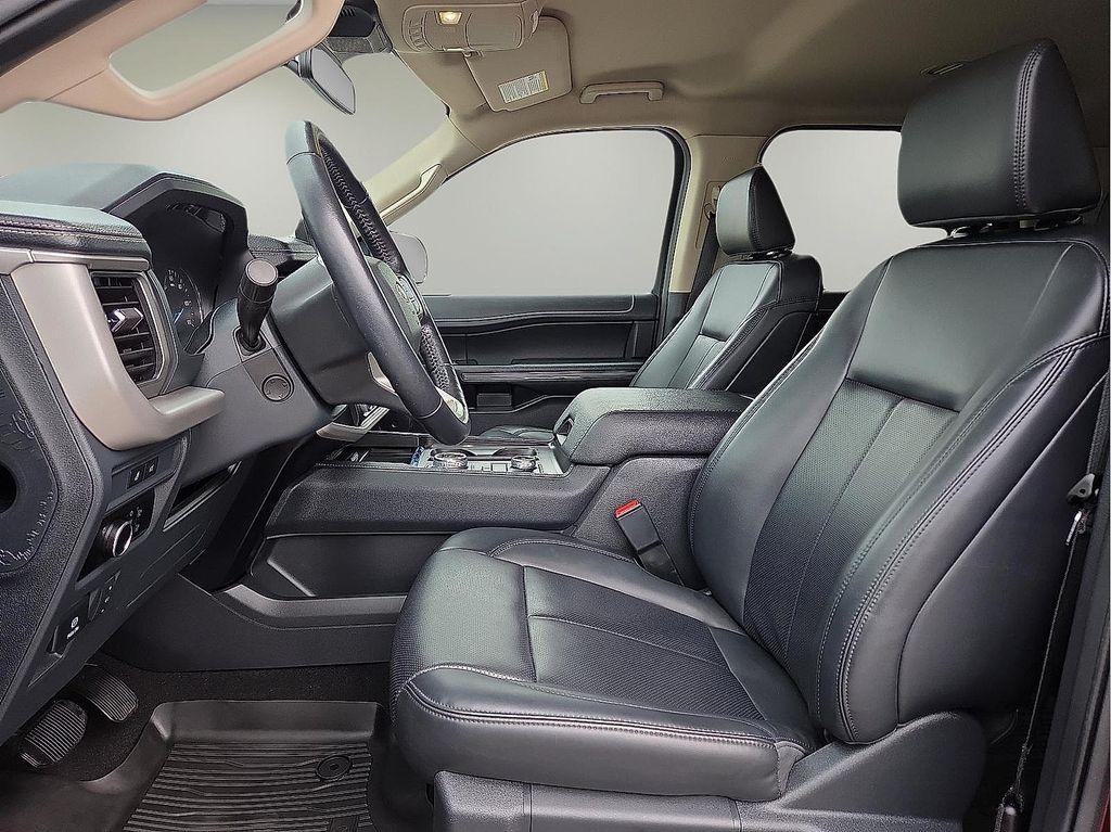 used 2024 Ford Expedition car, priced at $52,550