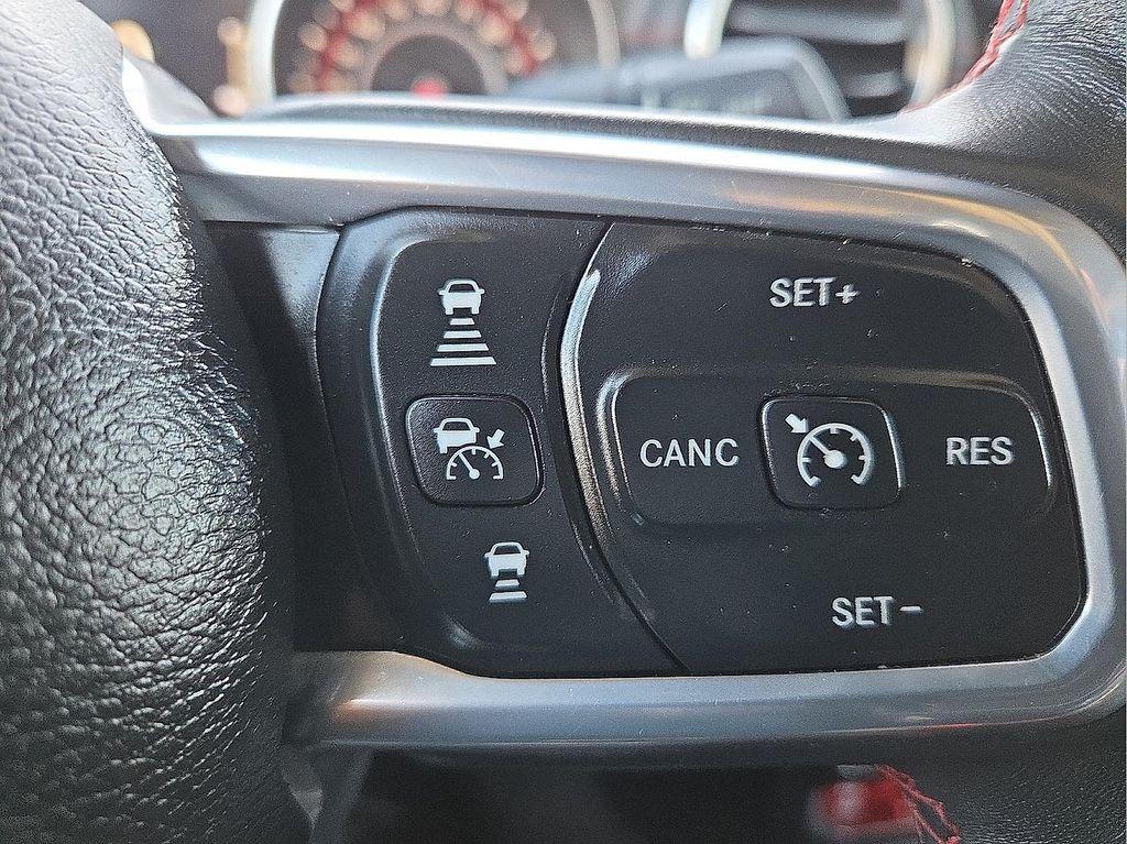 used 2020 Jeep Gladiator car, priced at $33,440