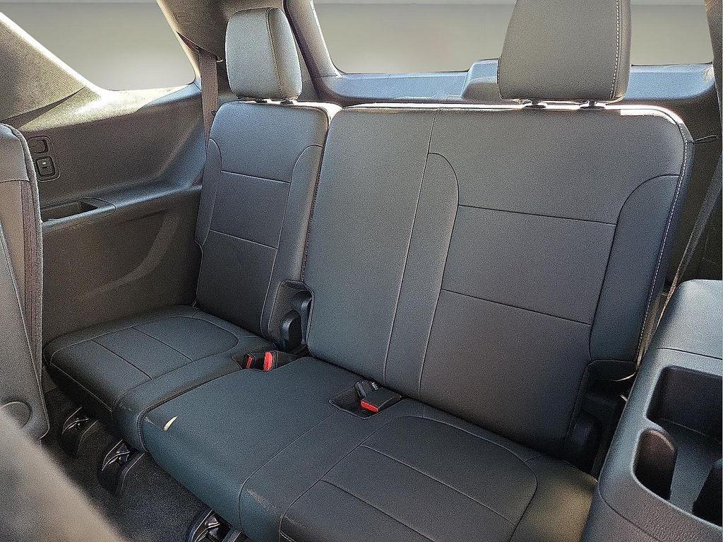 used 2023 Chevrolet Traverse car, priced at $35,644