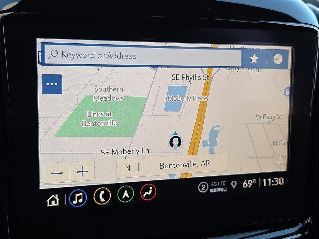 used 2023 Chevrolet Traverse car, priced at $35,644