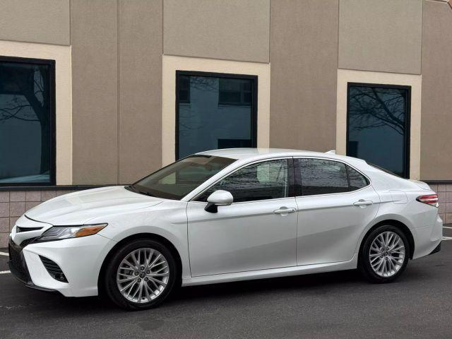 used 2020 Toyota Camry Hybrid car, priced at $20,495
