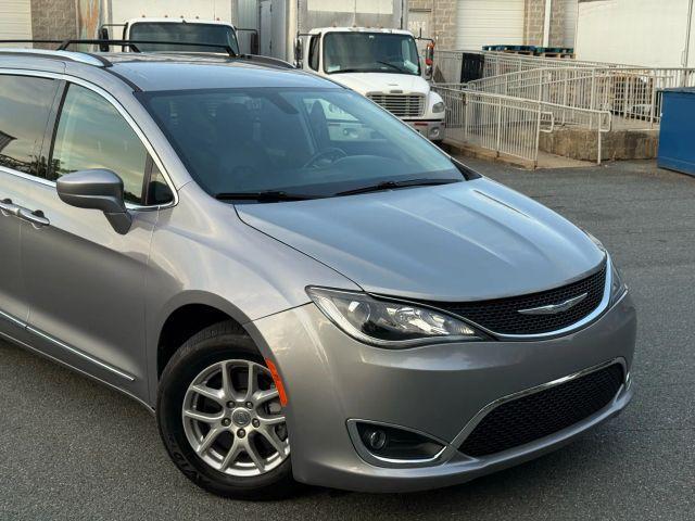 used 2020 Chrysler Pacifica car, priced at $18,458