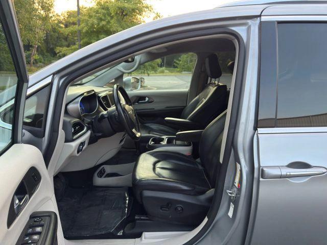 used 2020 Chrysler Pacifica car, priced at $18,458