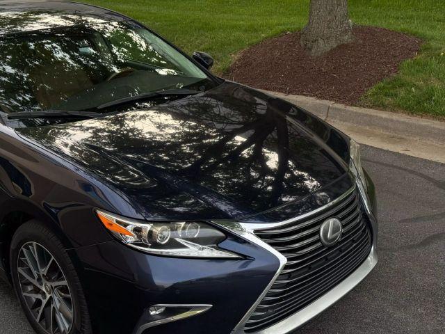 used 2016 Lexus ES 350 car, priced at $17,389