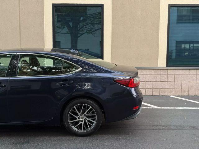 used 2016 Lexus ES 350 car, priced at $17,389