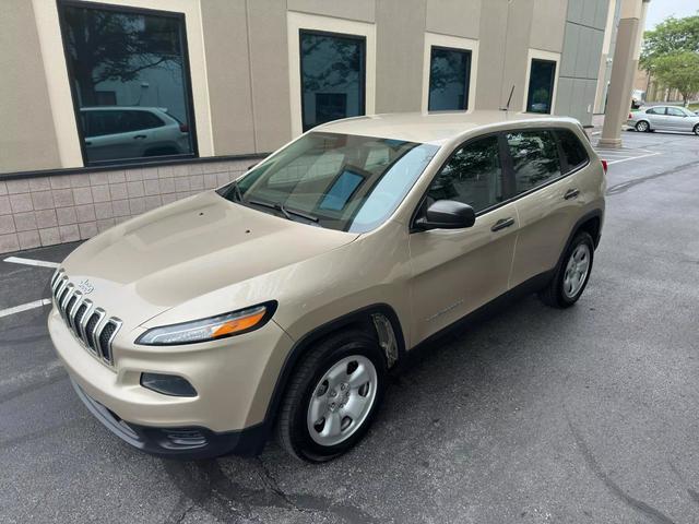 used 2014 Jeep Cherokee car, priced at $11,495