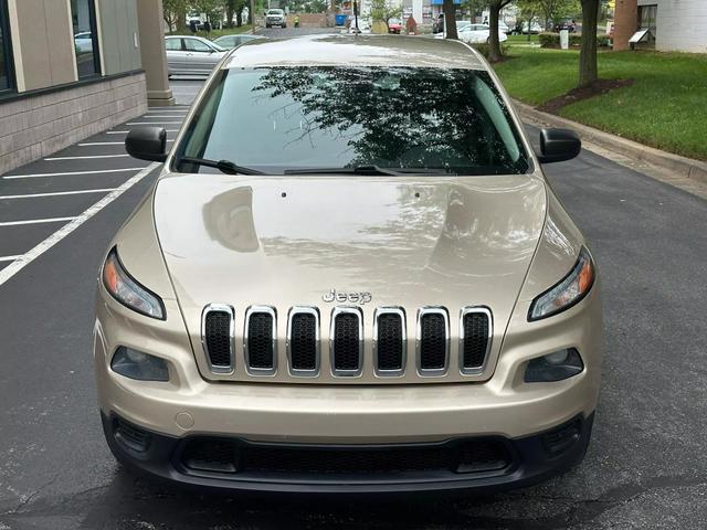 used 2014 Jeep Cherokee car, priced at $11,495