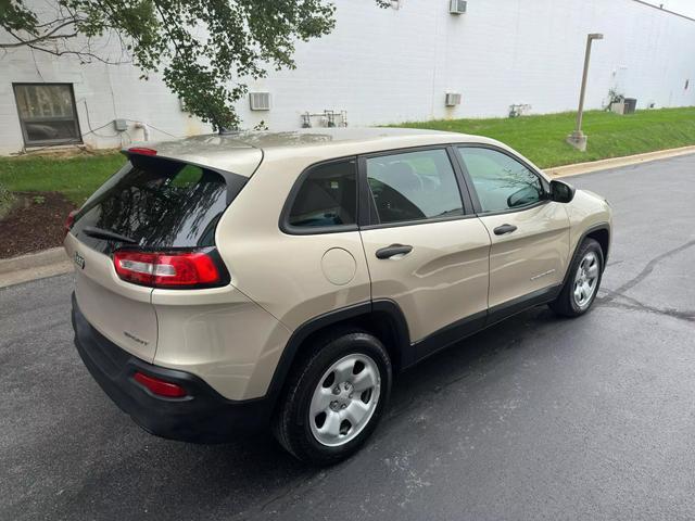 used 2014 Jeep Cherokee car, priced at $11,495