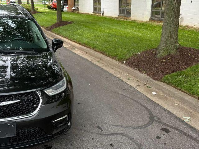 used 2021 Chrysler Pacifica car, priced at $22,489