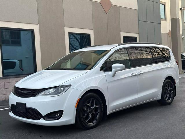 used 2018 Chrysler Pacifica car, priced at $14,998