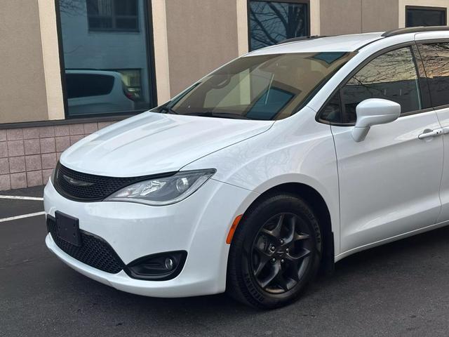 used 2018 Chrysler Pacifica car, priced at $14,998