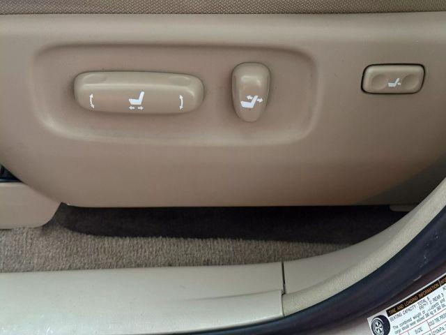 used 2007 Toyota Highlander car, priced at $6,998