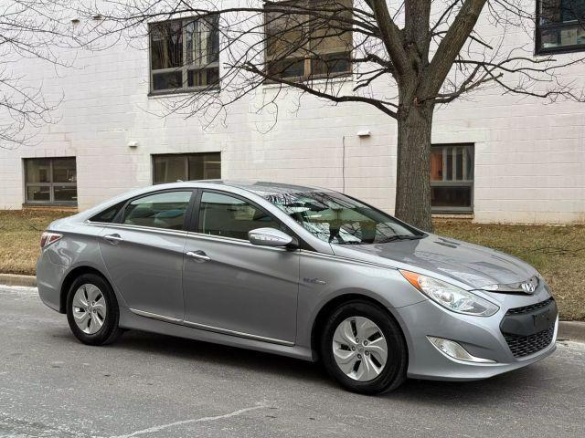 used 2015 Hyundai Sonata Hybrid car, priced at $10,459