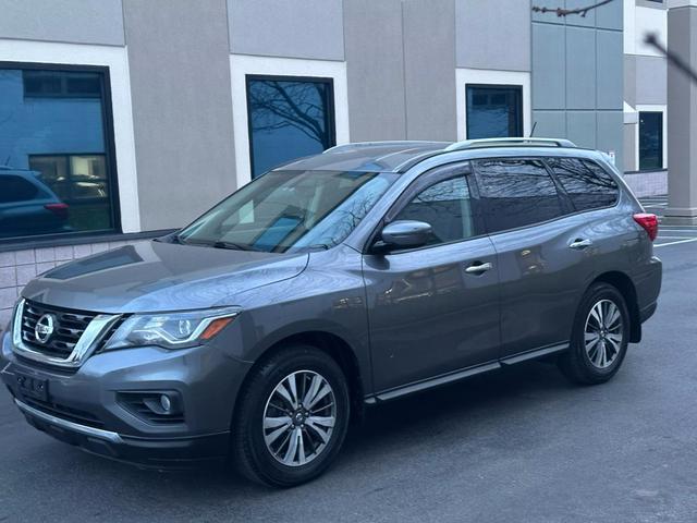 used 2018 Nissan Pathfinder car, priced at $13,889