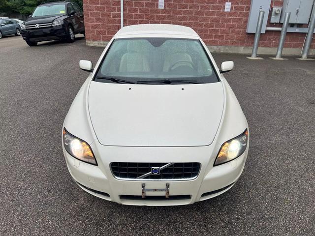 used 2007 Volvo C70 car, priced at $8,495