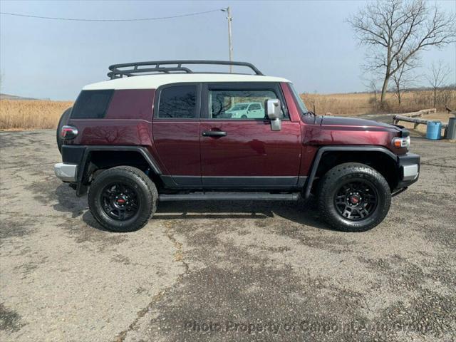 used 2007 Toyota FJ Cruiser car, priced at $8,994