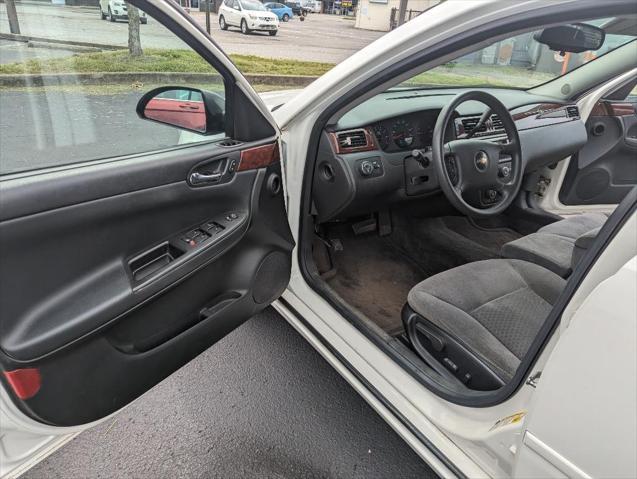 used 2007 Chevrolet Impala car, priced at $6,999