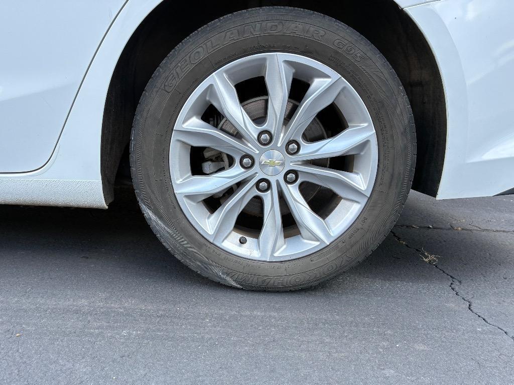 used 2020 Chevrolet Malibu car, priced at $12,450
