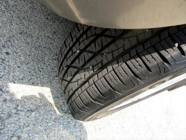 used 2008 Jeep Compass car, priced at $3,325