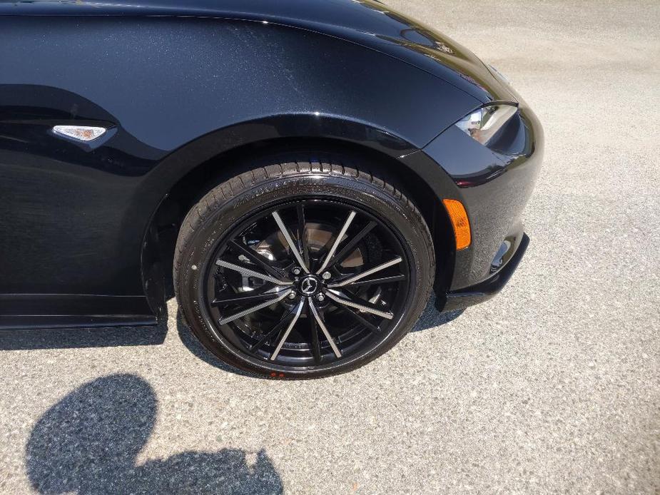 new 2024 Mazda MX-5 Miata car, priced at $41,015