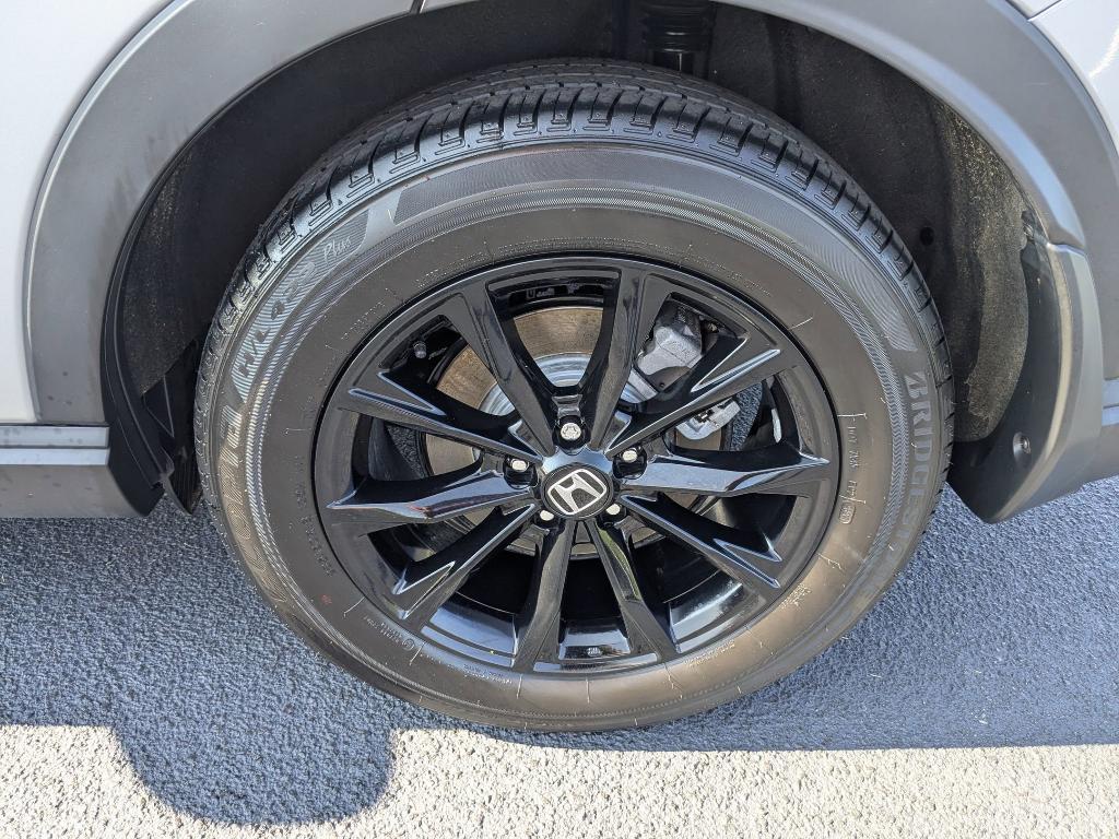 used 2025 Honda CR-V Hybrid car, priced at $31,998