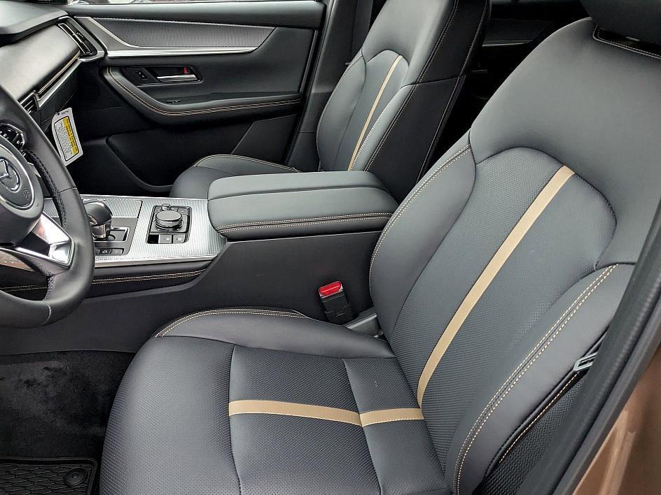 new 2025 Mazda CX-70 PHEV car, priced at $57,865