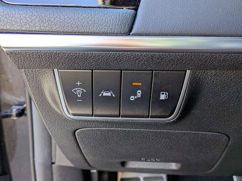 used 2021 Kia Stinger car, priced at $28,900