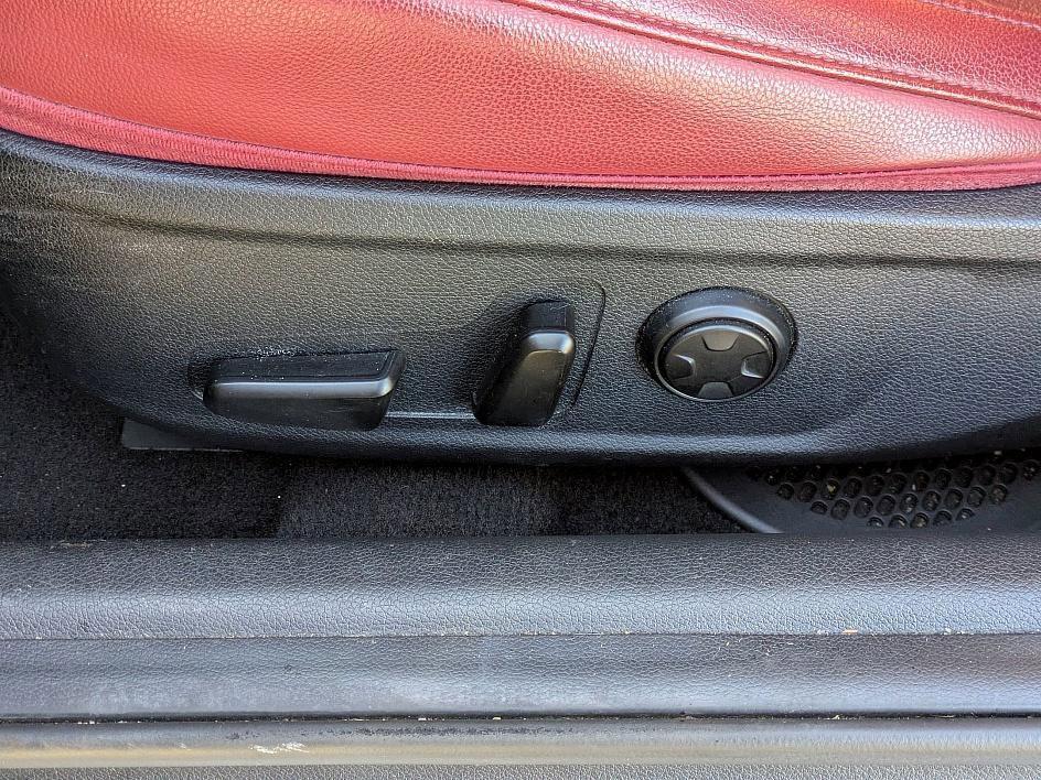 used 2021 Kia Stinger car, priced at $28,900