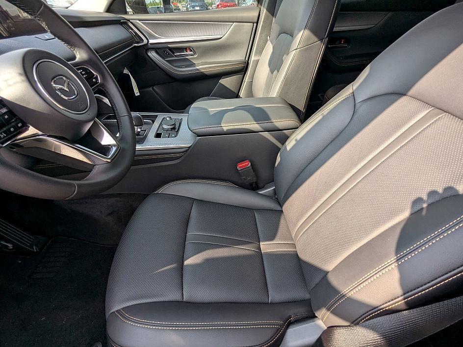 new 2025 Mazda CX-70 car, priced at $41,025