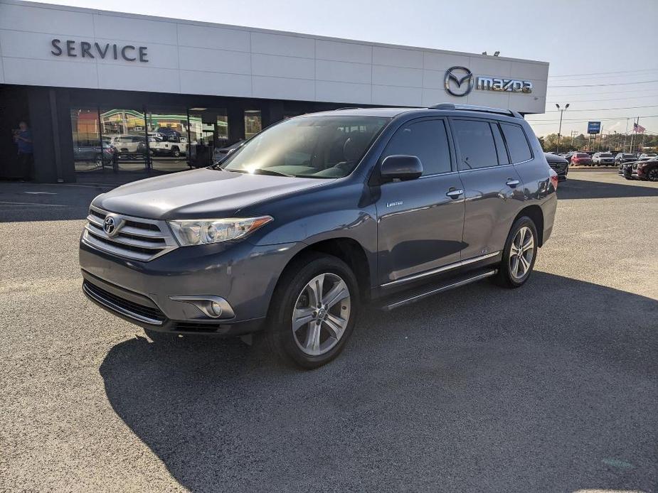 used 2013 Toyota Highlander car, priced at $15,700