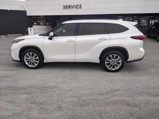 used 2020 Toyota Highlander car, priced at $31,988