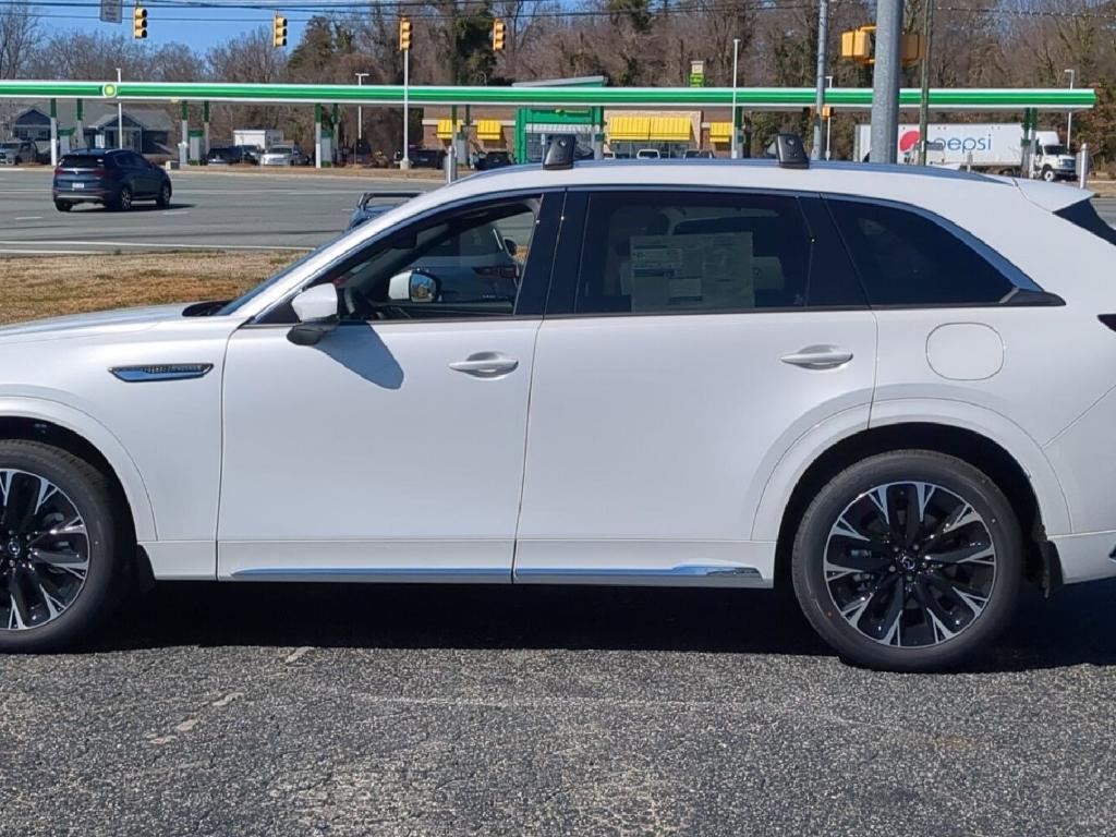 new 2025 Mazda CX-90 car, priced at $55,037